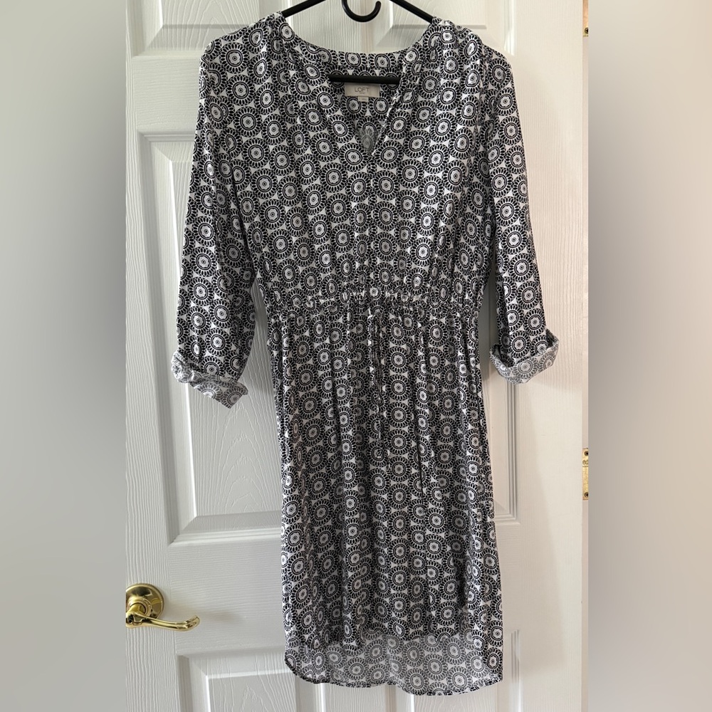 LOFT Black and White Geometric 3/4 Sleeve Dress